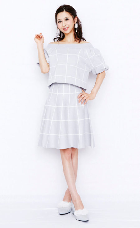 トップス:dazzlin、ボトム:dazzlin