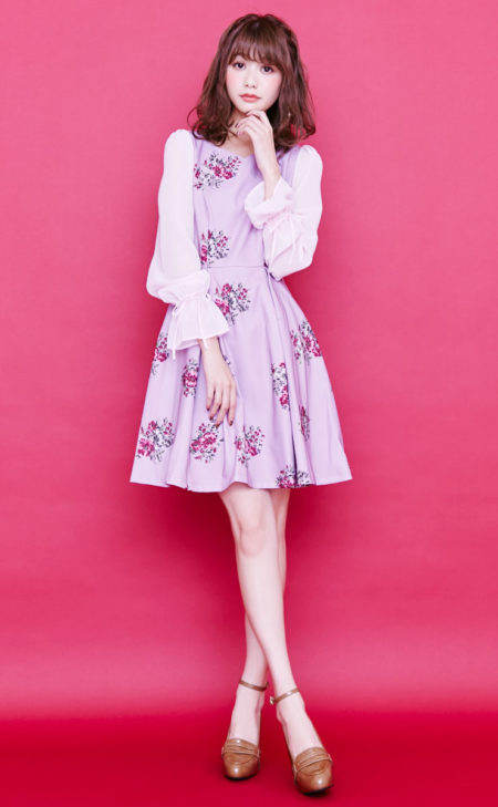 春が待ち遠しくなる 花柄コーデ Rcawaii