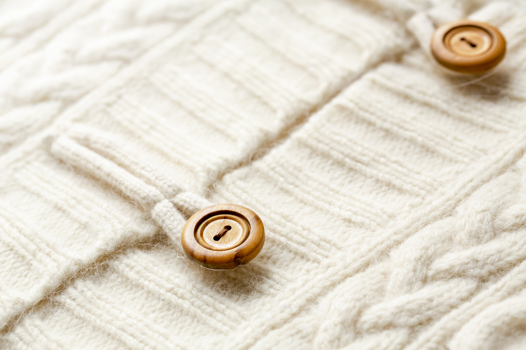 ケーブルカーデとは 大人っぽく着こなすには Rcawaii