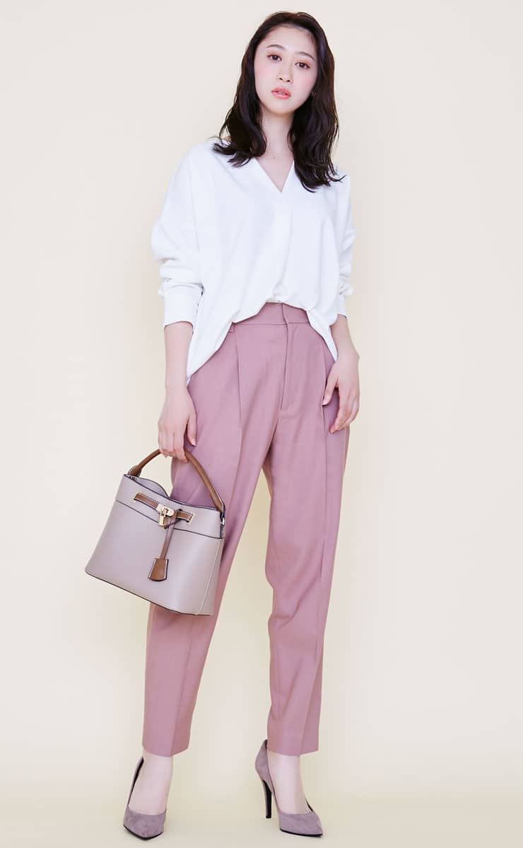 テーパードパンツ 骨格ナチュラルおすすめコーデ