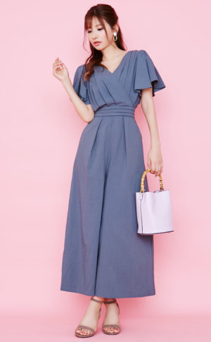 六本木にあったレディースファッションは 季節別の六本木で着たい服装コーデをご紹介 ファッションレンタルrcawaii おすすめコーデ 六本木にあったレディースファッションは 季節別の六本木で着たい服装コーデをご紹介 ファッションレンタルrcawaii おすすめコーデ