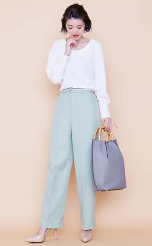オフィスカジュアル パンツスタイル おすすめコーデ