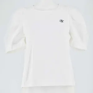 dazzlin エンブロイダリーワンポイントTシャツ